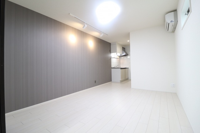 フジパレス阪急茨木北の居間写真