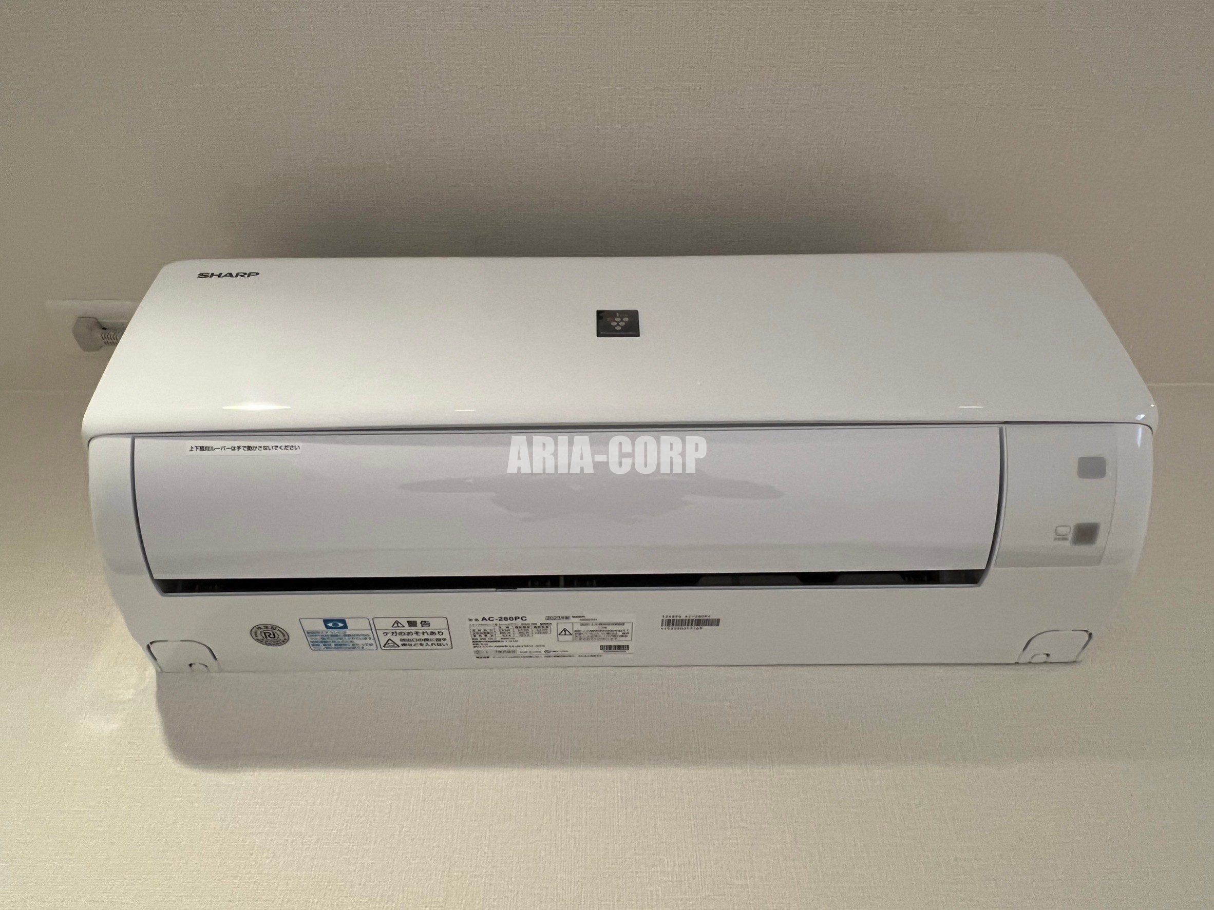 その他設備　省エネエアコン。リビングと洋室に！合計2台付♪