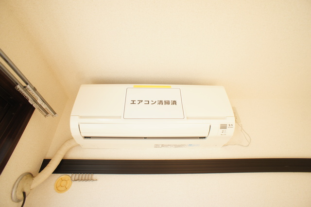 その他設備　エアコン設置済☆オールシーズン快適で面倒な取付作業なし♪