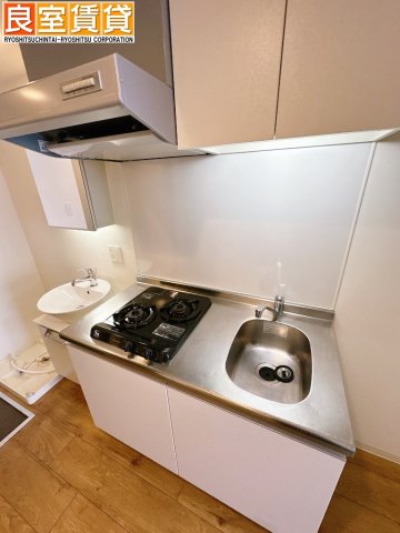キッチン　※このお写真は同物件の別のお部屋のお写真です。現状優先。