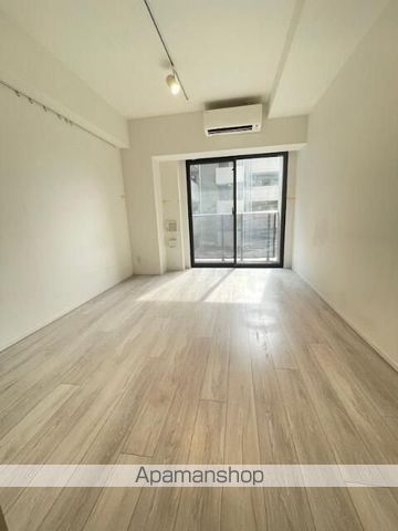都営三田線 志村坂上駅 徒歩10分 6階建 築10年の居間写真