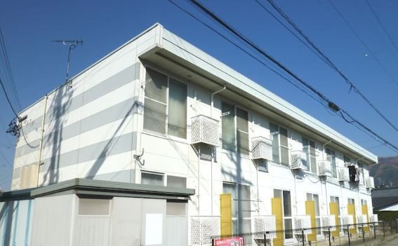 バルコニー　※写真は別号室です。