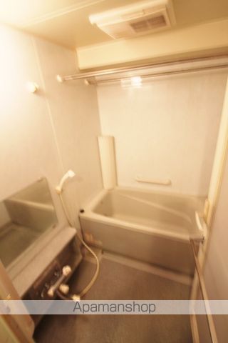 東京メトロ半蔵門線 半蔵門駅 徒歩4分 7階建 築26年の風呂写真
