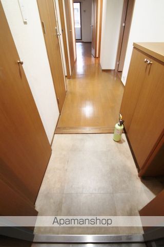 東京メトロ半蔵門線 半蔵門駅 徒歩4分 7階建 築26年の玄関写真