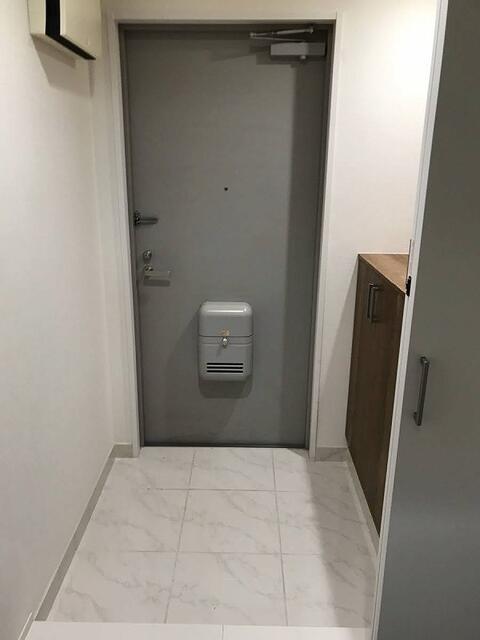 玄関　?