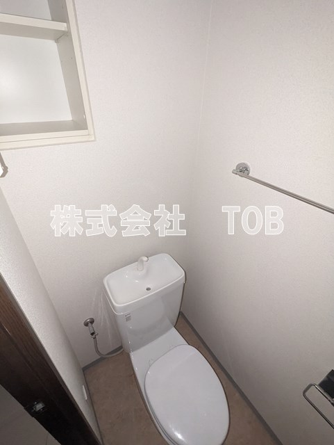 トイレ　※クリーニング中の撮影※