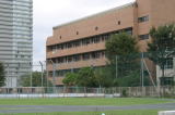 中学校　港南中学校（中学校）まで350m