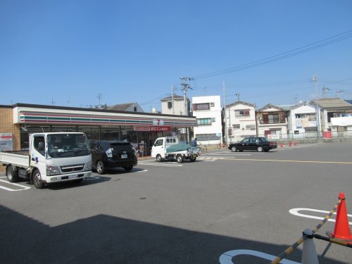 コンビニ　セブン-イレブン東大阪吉田５丁目店（コンビニ）まで462m