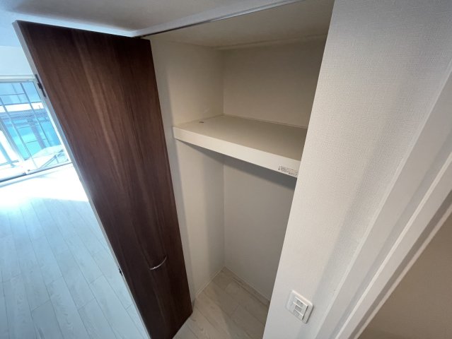 収納　同物件別部屋写真