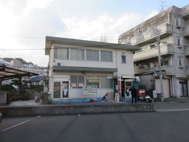 郵便局　鹿児島唐湊郵便局（郵便局）まで127m