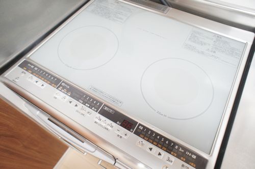 クレールC棟のキッチン写真