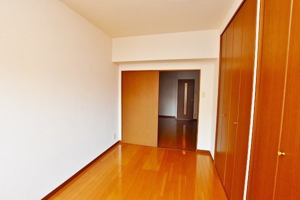 居室・リビング　★洋室6帖★