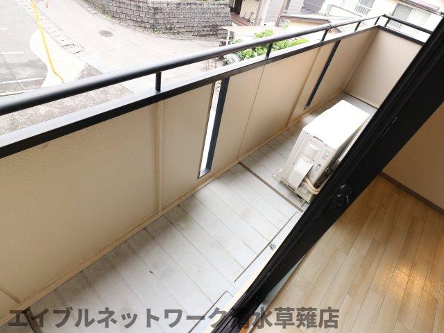 【静岡市清水区草薙杉道のアパートのバルコニー】