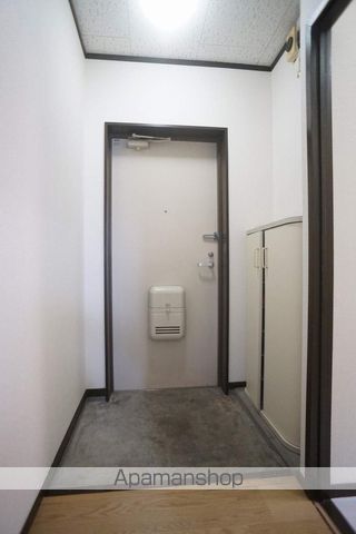 ベルトゥリーIの玄関写真