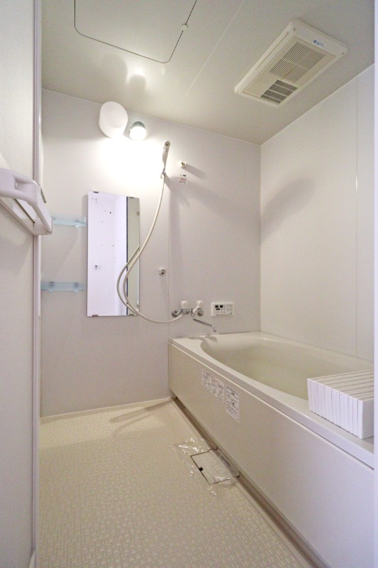 バス・シャワールーム　図面と現状に相違がある場合には現状を優先