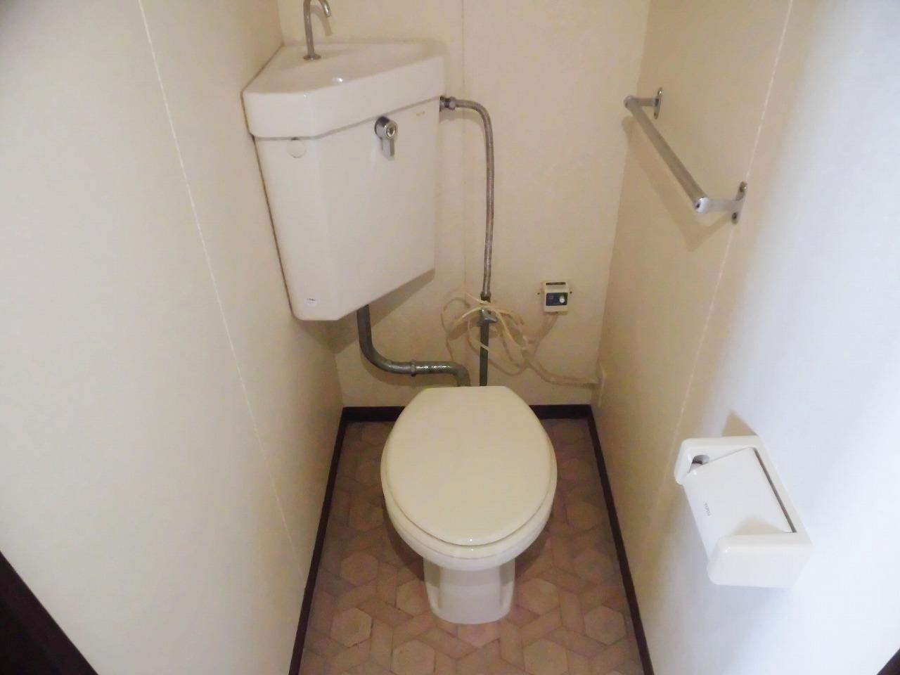 トイレ　トイレ