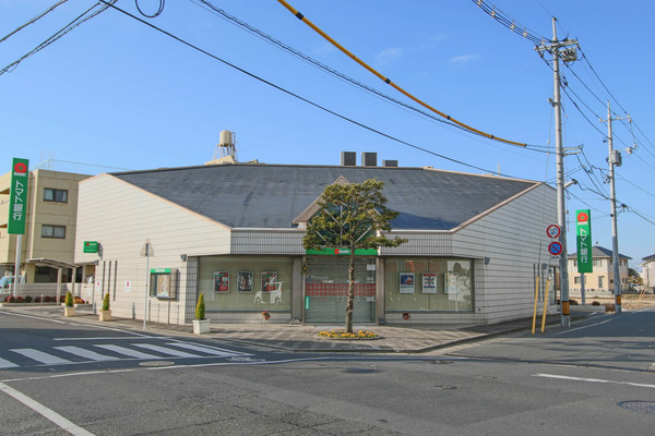 【岡山市中区高屋のアパートの銀行】