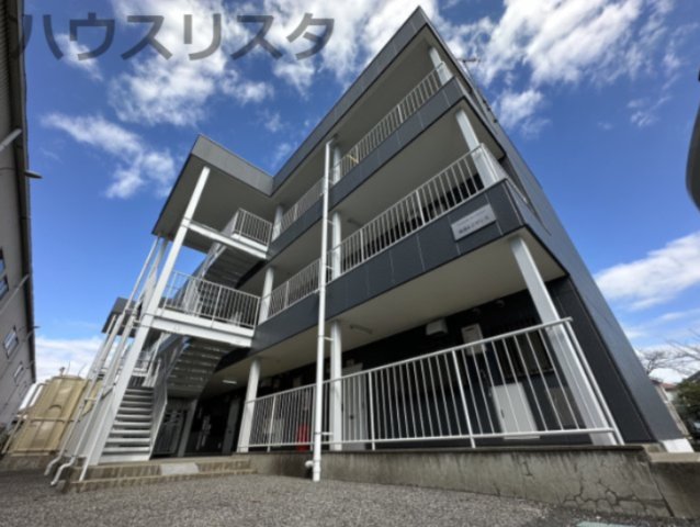 【鴻巣市筑波のマンションの建物外観】