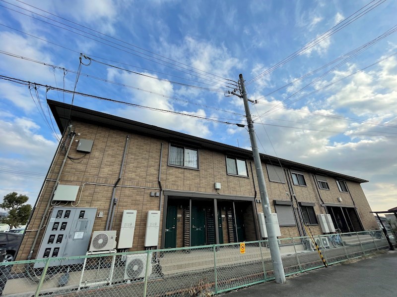 姫路市花田町上原田のアパートの建物外観