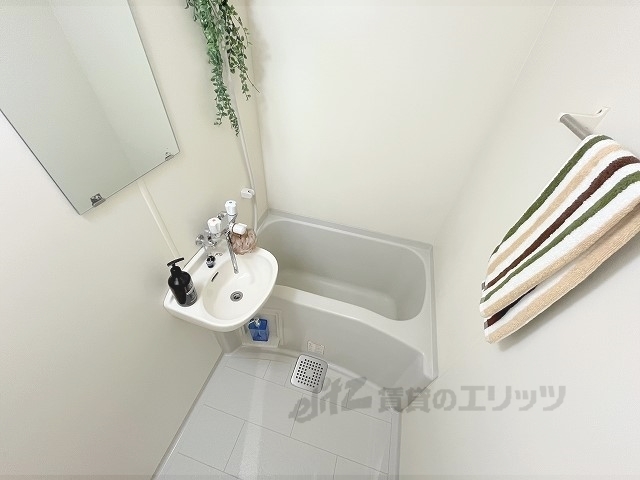 バス・シャワールーム　バス