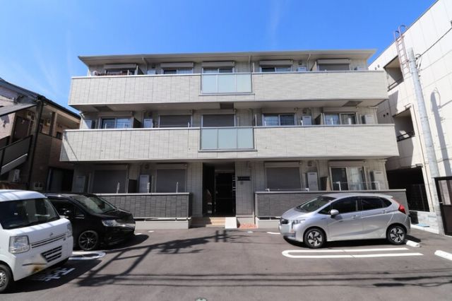 埼玉県越谷市蒲生茜町（アパート）の賃貸物件の外観