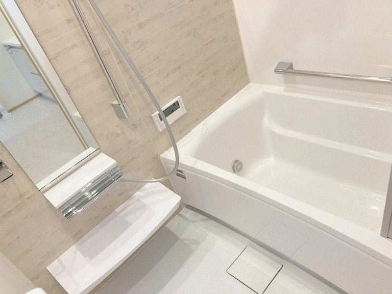 バス・シャワールーム　ゆったりバスルーム♪