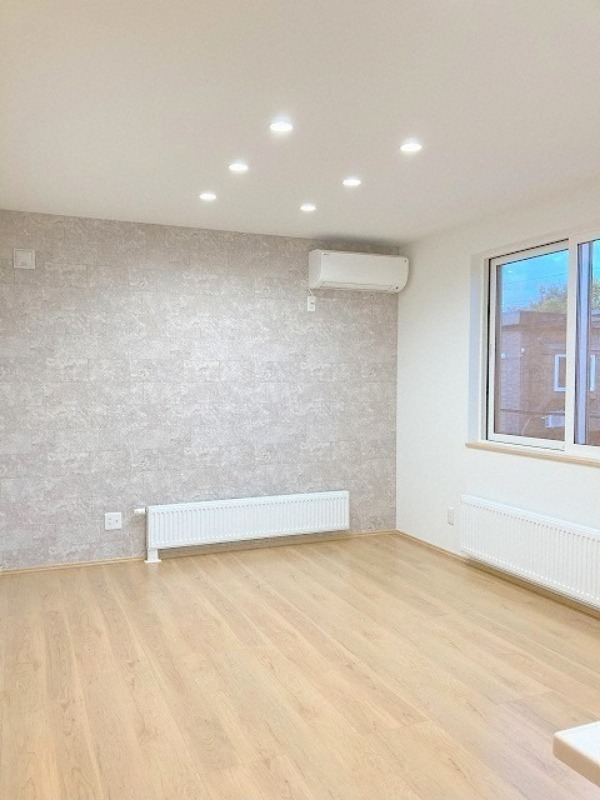 居室・リビング　明るく広々リビングスペース♪