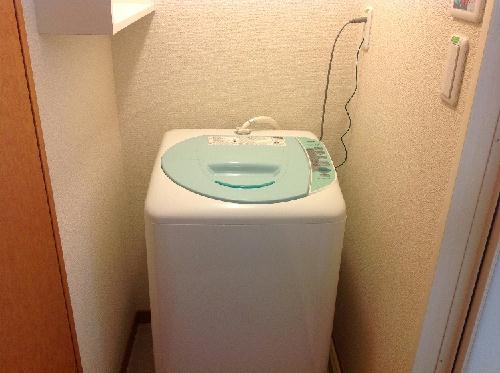 その他　自動式洗濯機付です。