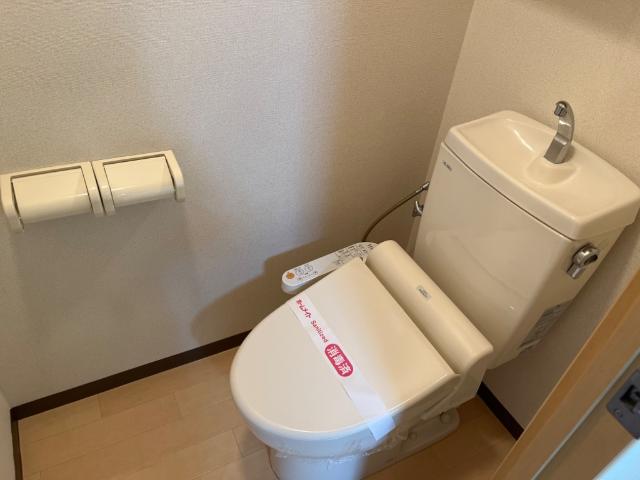 トイレ　シャワー付トイレ（イメージ）