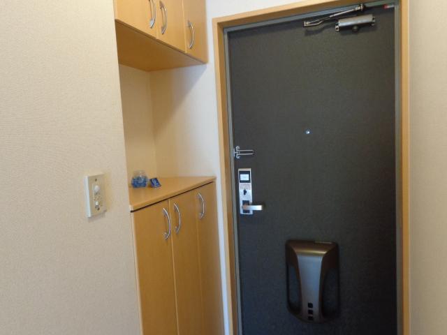 玄関　玄関（イメージ）