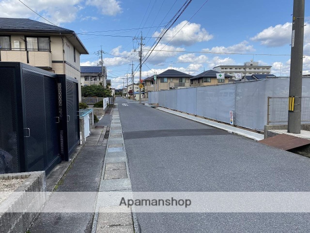 その他　前面道路（その他）まで0m