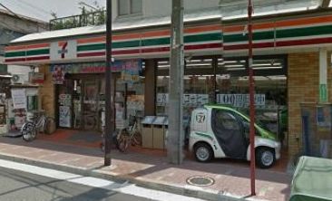 コンビニ　セブンイレブン蓮沼店（コンビニ）まで385m