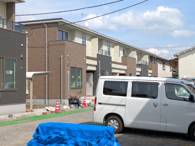 建物外観　建築中