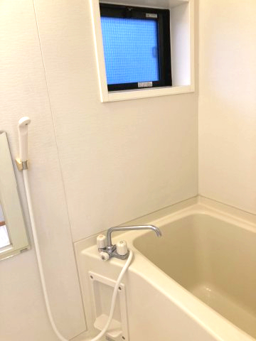 バス・シャワールーム　浴室乾燥機付のバスルーム