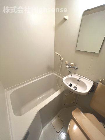 バス・シャワールーム　お風呂で日々の疲れを落としましょう