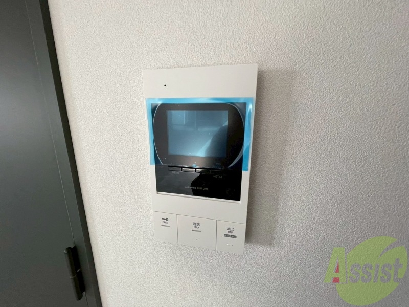 セキュリティ　ＴＶモニター付インターホンです。来客者の顔が見えるので安心！