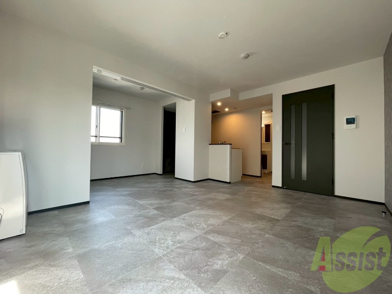 居室・リビング　広々としたリビングですね。使い勝手がよさそうですね！