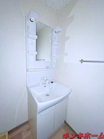 トイレ　写真は参考写真です。現況を優先してください。