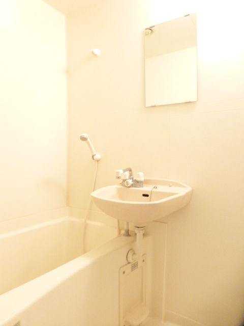 バス・シャワールーム　バスルーム