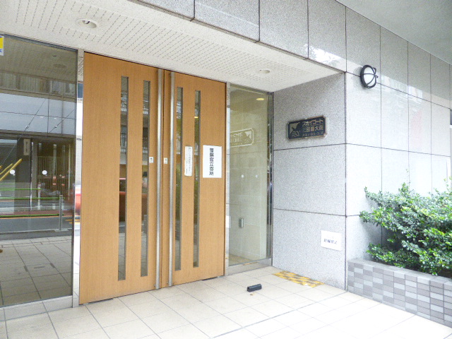 エントランス　エントランス