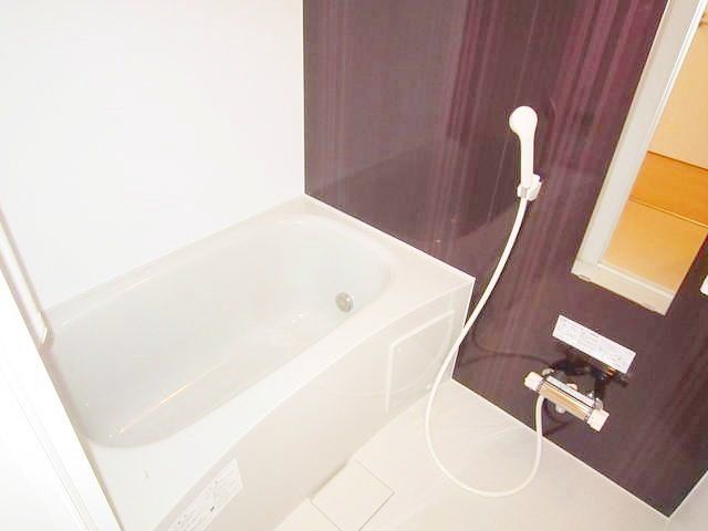 バス・シャワールーム　バスルーム