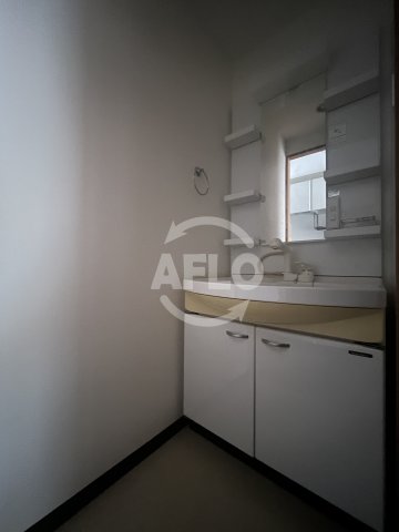 洗面設備　シャインビュー淡路　洗面台