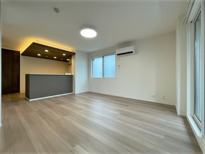 居室・リビング　エクセレンス　フジ