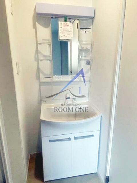 洗面設備　洗面台です。