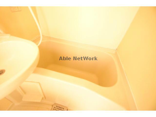 バス・シャワールーム　同物件他号室の写真です