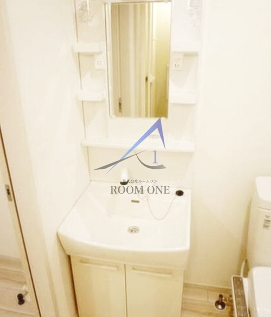 洗面設備　洗面台です。