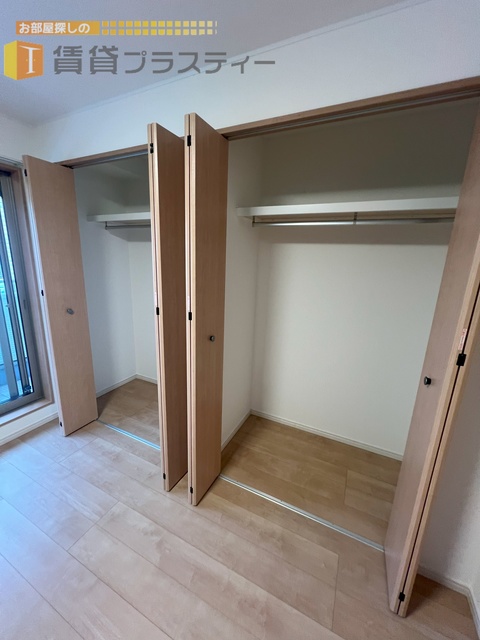 収納　大きなクローゼットが２つも。
