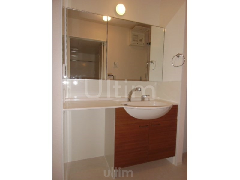 洗面設備　シャンプードレッサー