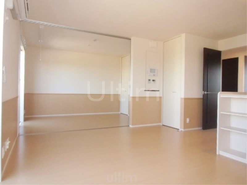 居室・リビング　室内