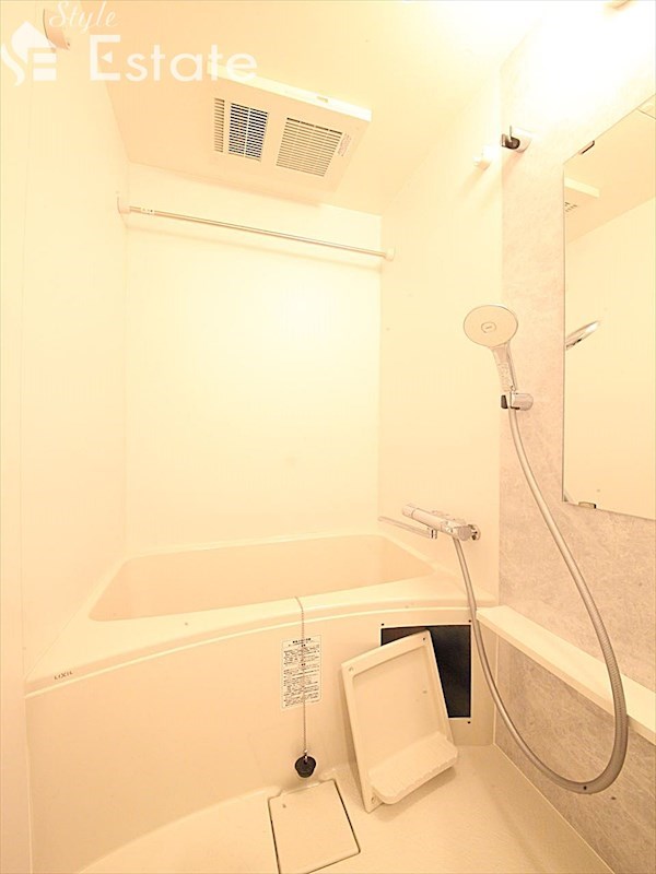 バス・シャワールーム　バスルーム